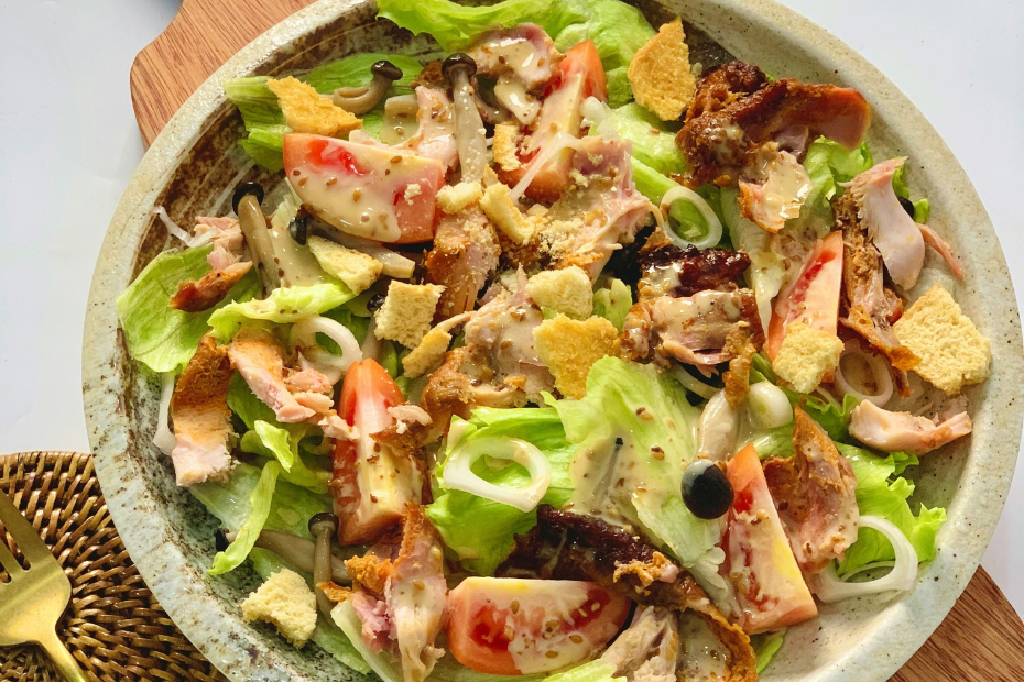 Pastasalade met kip, honing- en mosterddressing