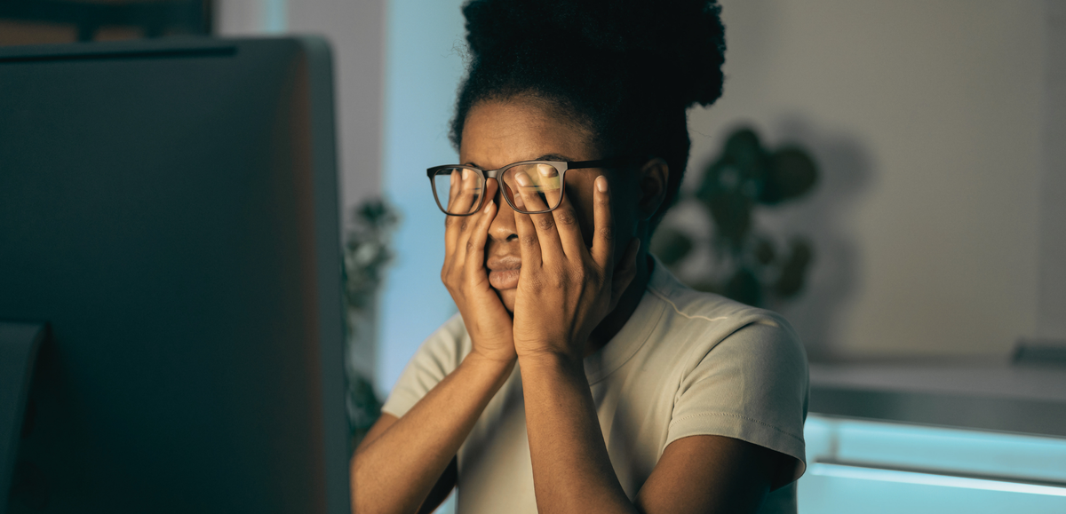 De gevolgen van videospelletjes op de ogen: hoe kan je jezelf beschermen tegen oogstress?