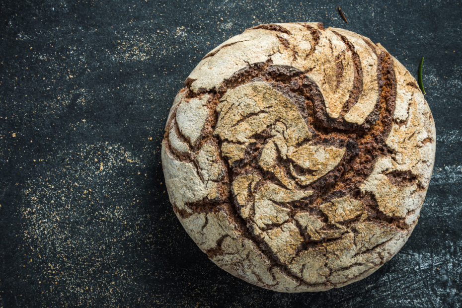 Donkerbruin brood